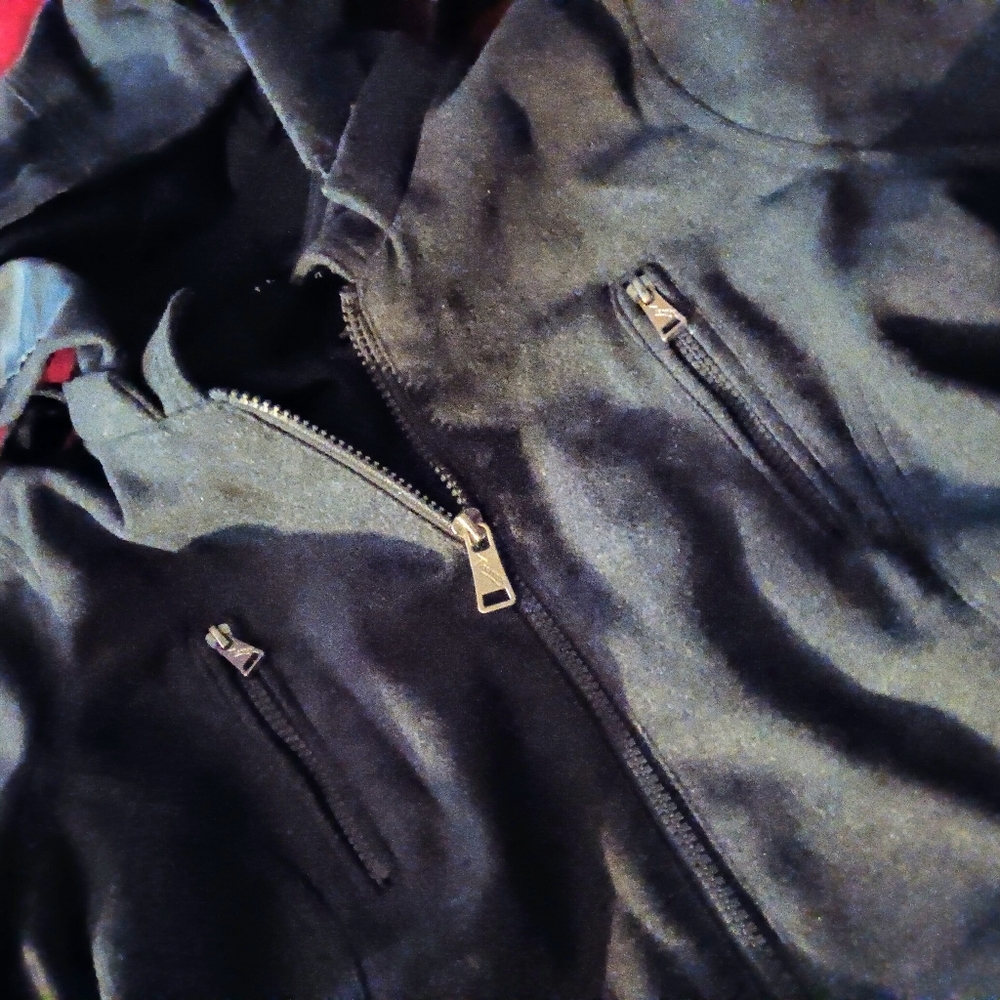 Therapy Jacket - Picture 4 of 8
